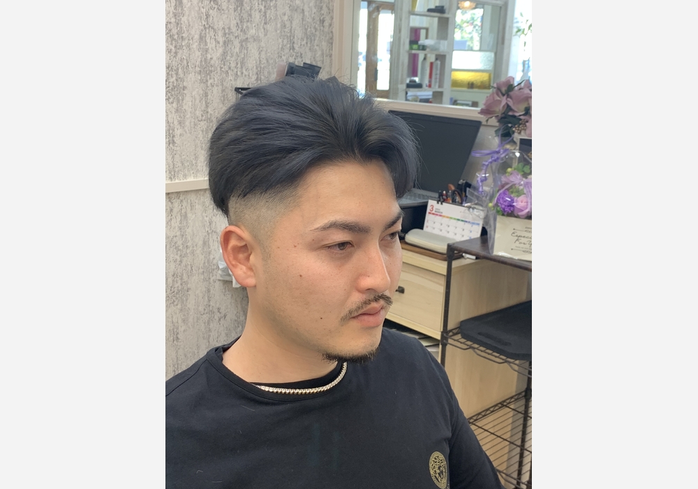男性