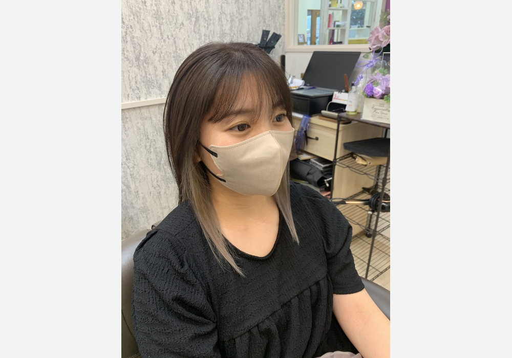 女性