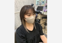 女性