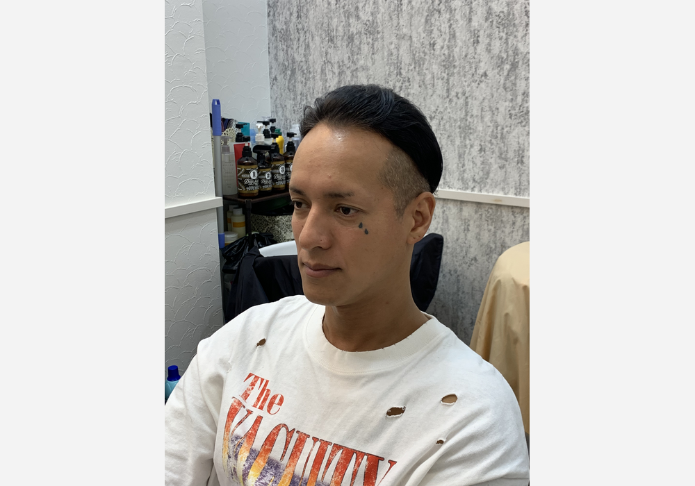 男性