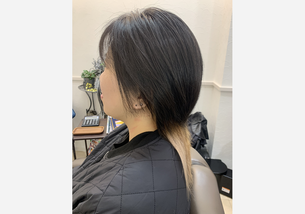 女性