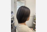 女性