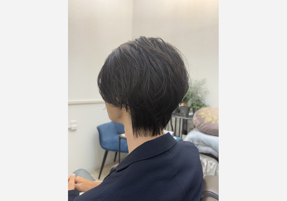 男性
