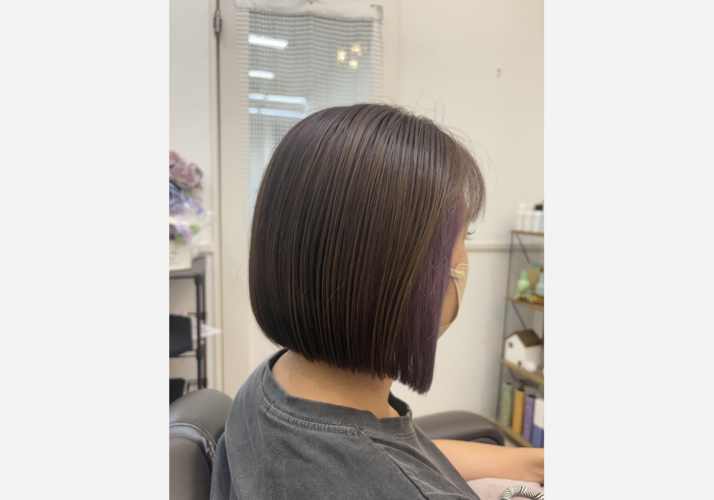 女性