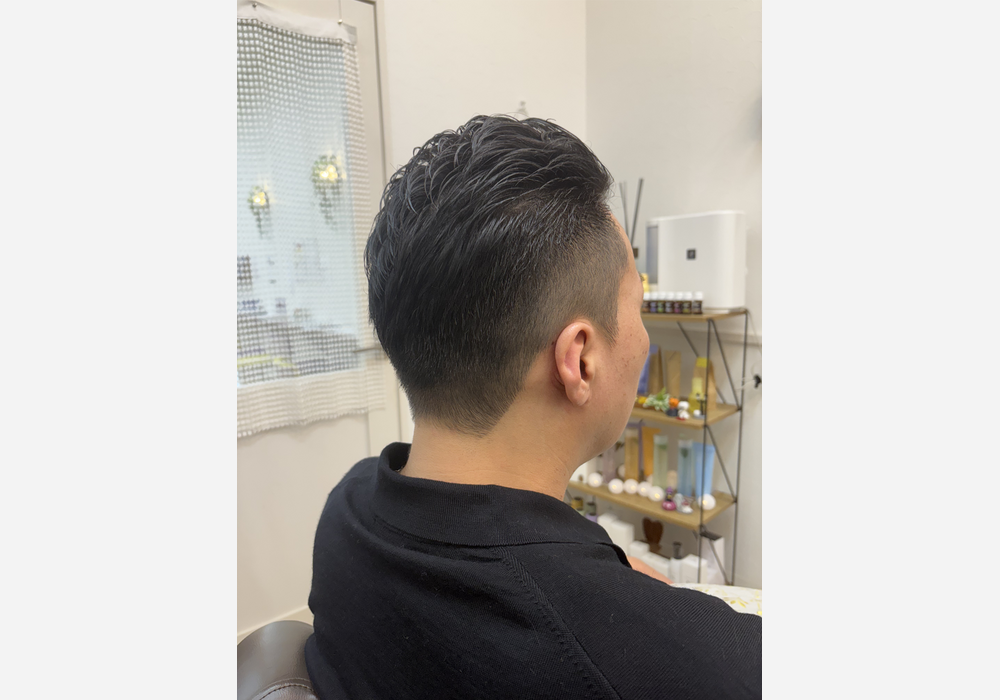 男性