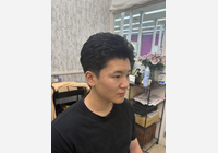 男性
