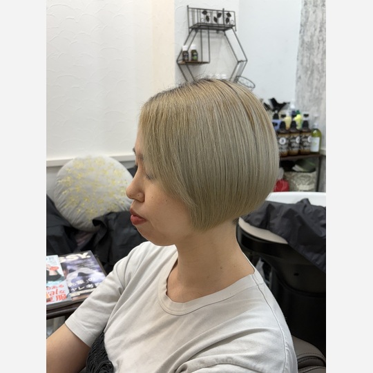 女性