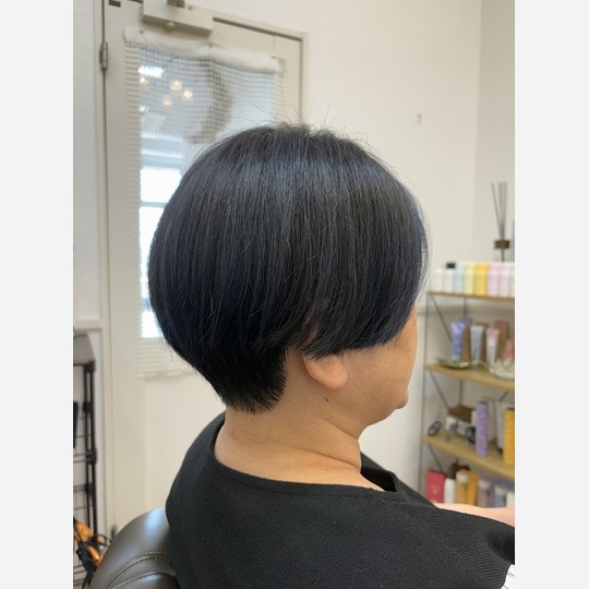 女性
