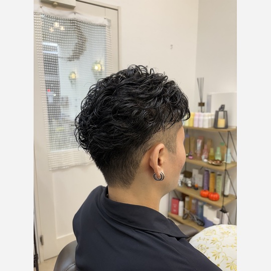 男性