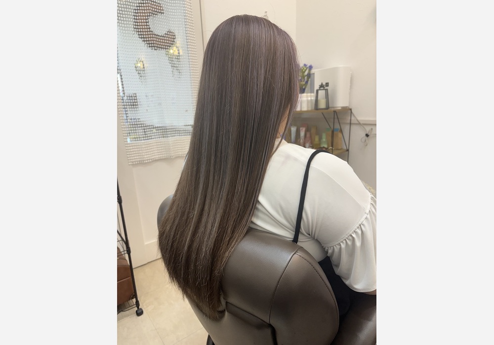 女性