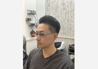 男性